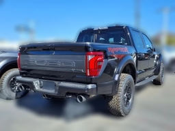 Ford F-150 Raptor 4WD SuperCrew 5.5' Box 2026