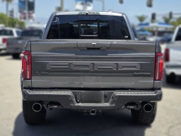 Ford F-150 Raptor 4WD SuperCrew 5.5' Box 2026