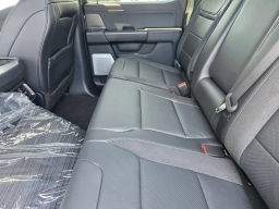 Ford F-150 Raptor 4WD SuperCrew 5.5' Box 2026