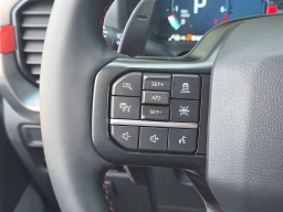 Ford F-150 Raptor 4WD SuperCrew 5.5' Box 2026