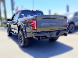 Ford F-150 Raptor 4WD SuperCrew 5.5' Box 2026