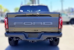 Ford F-150 Raptor 4WD SuperCrew 5.5' Box 2026