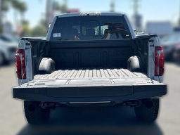 Ford F-150 Raptor 4WD SuperCrew 5.5' Box 2026