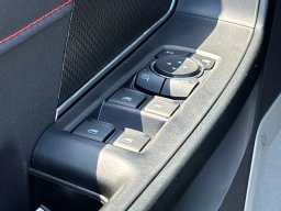 Ford F-150 Raptor 4WD SuperCrew 5.5' Box 2026
