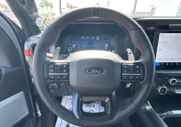 Ford F-150 Raptor 4WD SuperCrew 5.5' Box 2026