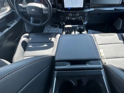 Ford F-150 Raptor 4WD SuperCrew 5.5' Box 2026