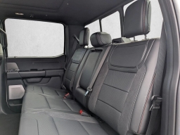 Ford F-150 Raptor 4WD SuperCrew 5.5' Box 2026
