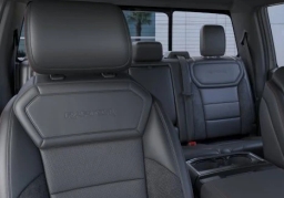 Ford F-150 Raptor 4WD SuperCrew 5.5' Box 2026