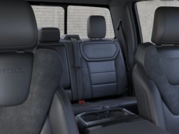 Ford F-150 Raptor 4WD SuperCrew 5.5' Box 2026