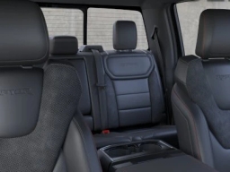 Ford F-150 Raptor 4WD SuperCrew 5.5' Box 2026
