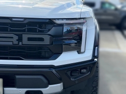 Ford F-150 Raptor 4WD SuperCrew 5.5' Box 2026