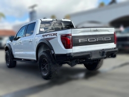 Ford F-150 Raptor 4WD SuperCrew 5.5' Box 2026