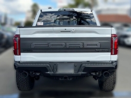 Ford F-150 Raptor 4WD SuperCrew 5.5' Box 2026