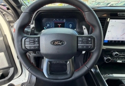 Ford F-150 Raptor 4WD SuperCrew 5.5' Box 2026