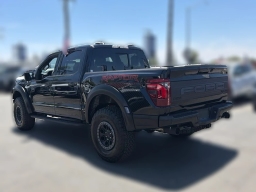 Ford F-150 Raptor 4WD SuperCrew 5.5' Box 2026