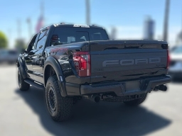Ford F-150 Raptor 4WD SuperCrew 5.5' Box 2026
