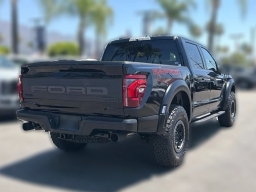 Ford F-150 Raptor 4WD SuperCrew 5.5' Box 2026