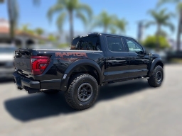 Ford F-150 Raptor 4WD SuperCrew 5.5' Box 2026