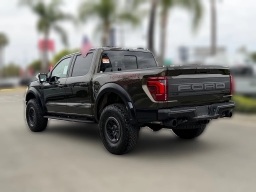 Ford F-150 Raptor 4WD SuperCrew 5.5' Box 2026