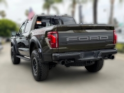 Ford F-150 Raptor 4WD SuperCrew 5.5' Box 2026