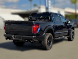 Ford F-150 Raptor 4WD SuperCrew 5.5' Box 2026