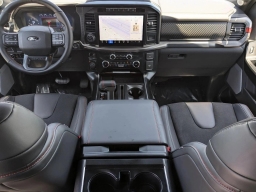 Ford F-150 Raptor 4WD SuperCrew 5.5' Box 2026