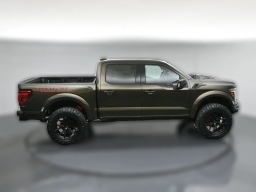 Ford F-150 Raptor 4WD SuperCrew 5.5' Box 2026