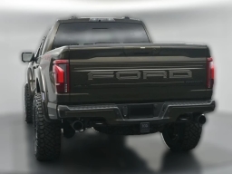 Ford F-150 Raptor 4WD SuperCrew 5.5' Box 2026