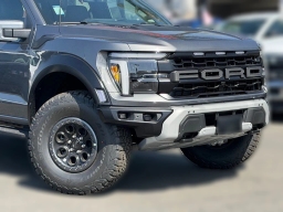 Ford F-150 Raptor 4WD SuperCrew 5.5' Box 2026