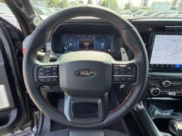 Ford F-150 Raptor 4WD SuperCrew 5.5' Box 2026