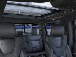 Ford F-150 Raptor 4WD SuperCrew 5.5' Box 2026
