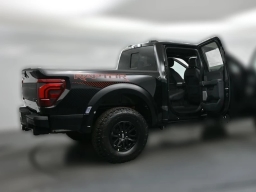 Ford F-150 Raptor 4WD SuperCrew 5.5' Box 2026