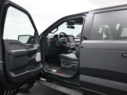 Ford F-150 Raptor 4WD SuperCrew 5.5' Box 2026