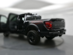 Ford F-150 Raptor 4WD SuperCrew 5.5' Box 2026