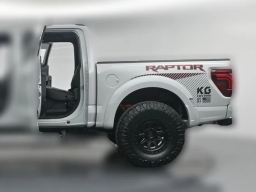 Ford F-150 Raptor 4WD SuperCrew 5.5' Box 2026