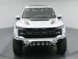 Ford F-150 Raptor 4WD SuperCrew 5.5' Box 2026