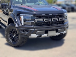 Ford F-150 Raptor 4WD SuperCrew 5.5' Box 2026