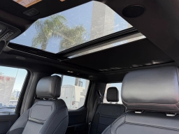 Ford F-150 Raptor 4WD SuperCrew 5.5' Box 2026
