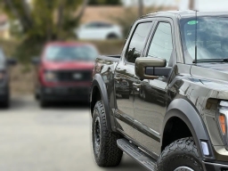 Ford F-150 Raptor 4WD SuperCrew 5.5' Box 2026