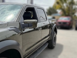 Ford F-150 Raptor 4WD SuperCrew 5.5' Box 2026