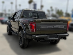 Ford F-150 Raptor 4WD SuperCrew 5.5' Box 2026