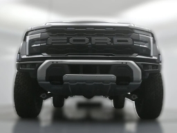 Ford F-150 Raptor 4WD SuperCrew 5.5' Box 2026