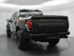 Ford F-150 Raptor 4WD SuperCrew 5.5' Box 2026