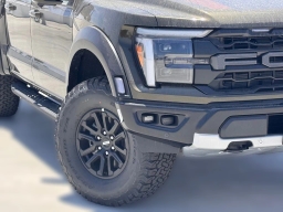 Ford F-150 Raptor 4WD SuperCrew 5.5' Box 2026