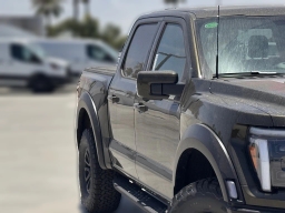 Ford F-150 Raptor 4WD SuperCrew 5.5' Box 2026