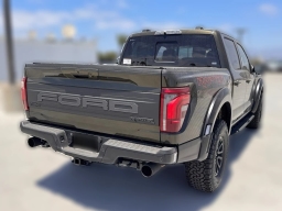 Ford F-150 Raptor 4WD SuperCrew 5.5' Box 2026