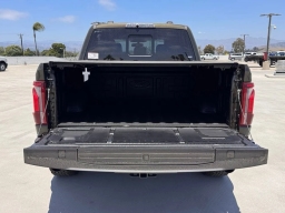 Ford F-150 Raptor 4WD SuperCrew 5.5' Box 2026