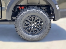 Ford F-150 Raptor 4WD SuperCrew 5.5' Box 2026