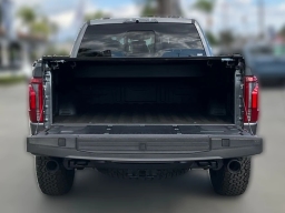 Ford F-150 Raptor 4WD SuperCrew 5.5' Box 2026