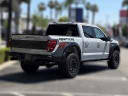 Ford F-150 Raptor 4WD SuperCrew 5.5' Box 2026